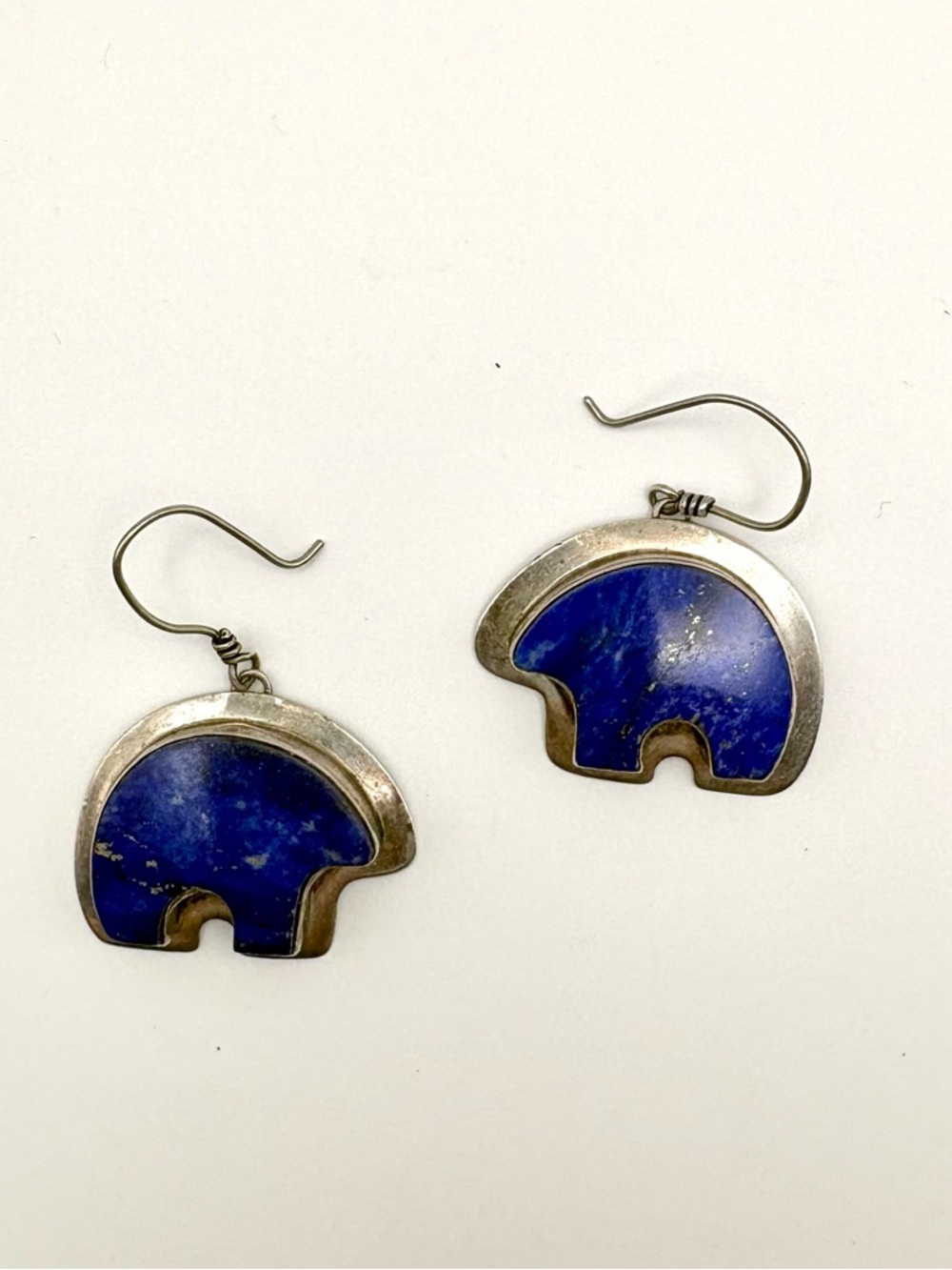Vintage Sterling Silver Blue Lapis Lazuli Zuni Bear Drop Earrings